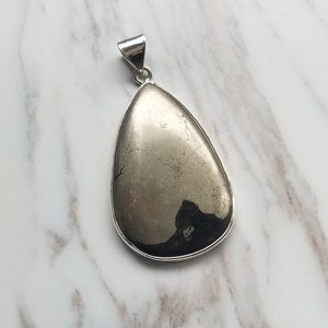 Sterling Silver Smooth Teardrop Shape Ston…